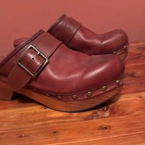 Brown Leather Clogs with Buckle